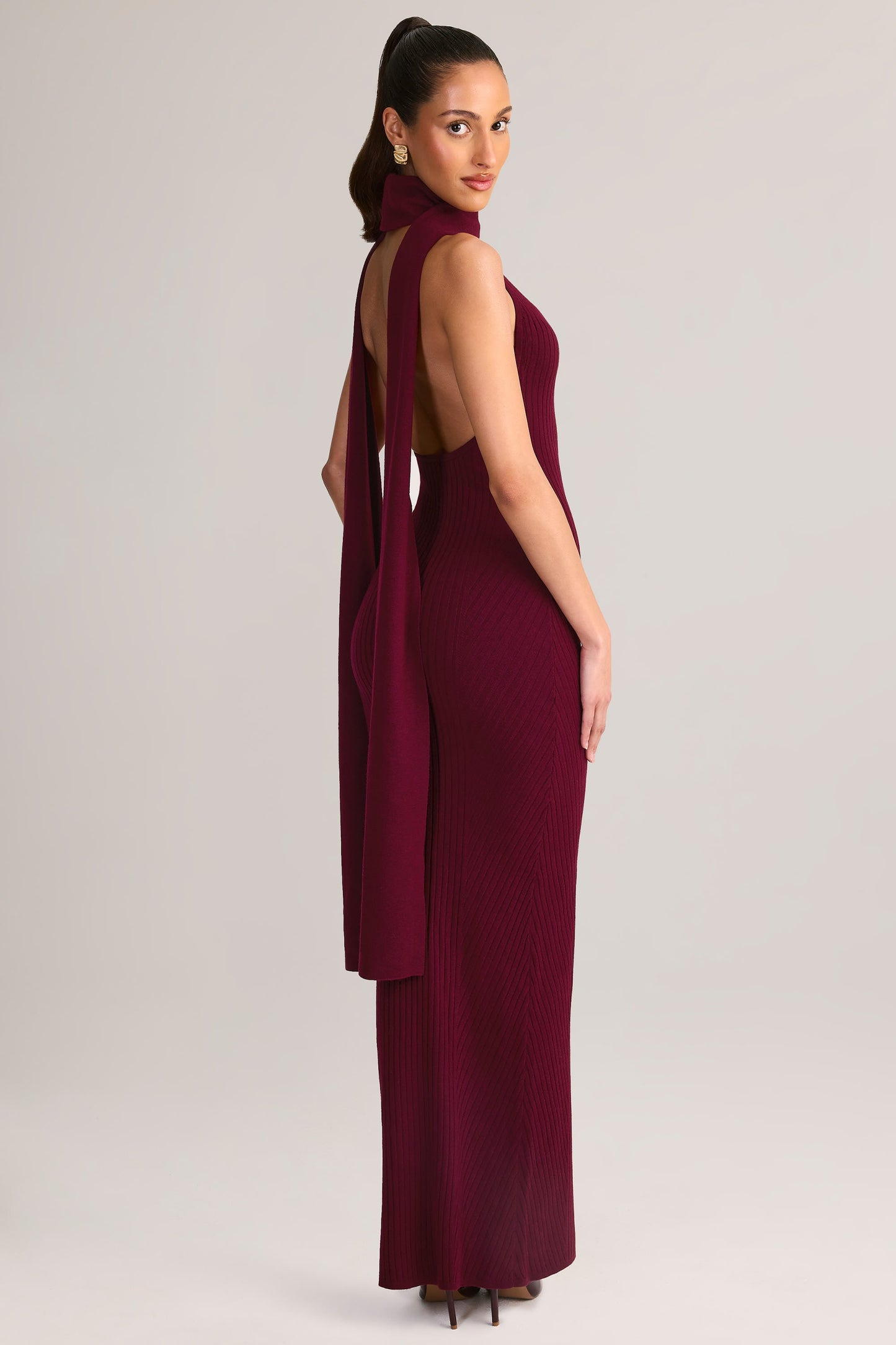 Rib-Knit Scarf-Detail Halterneck Maxi Dress in Wine